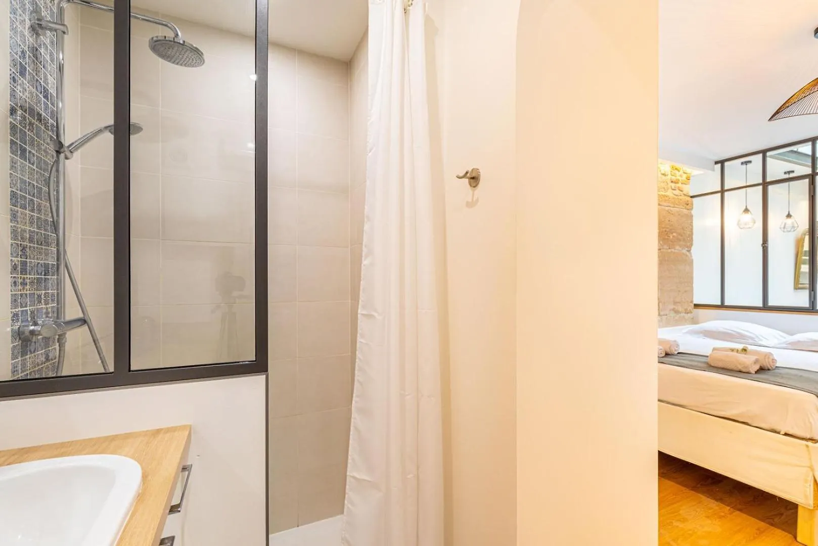 Apartment Guestready - Atelier Renove Sous Verriere A Paris France